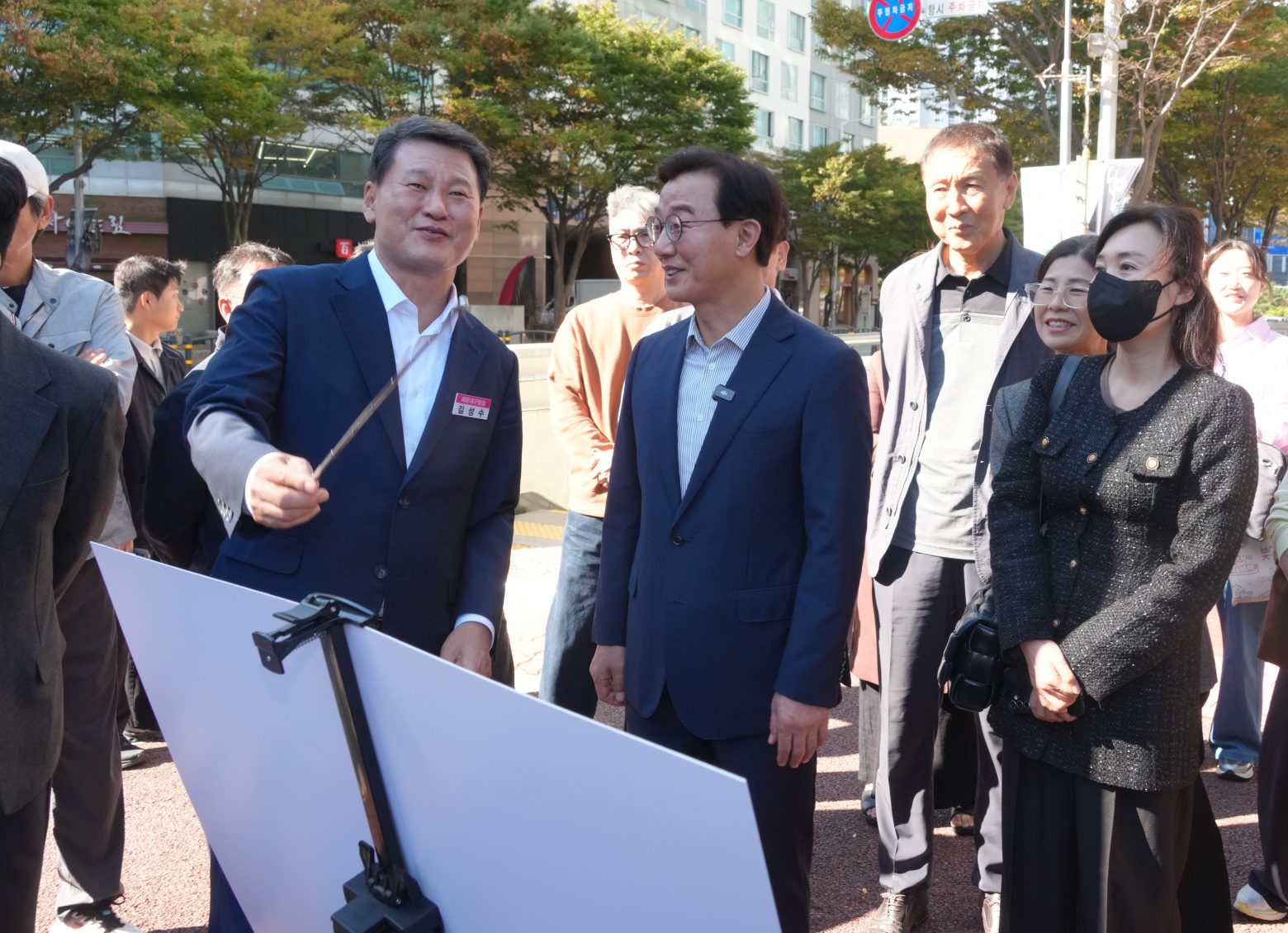 261015-부산시장 현장방문 '부산 구석구석, 시민 일상을 바꾸다'
